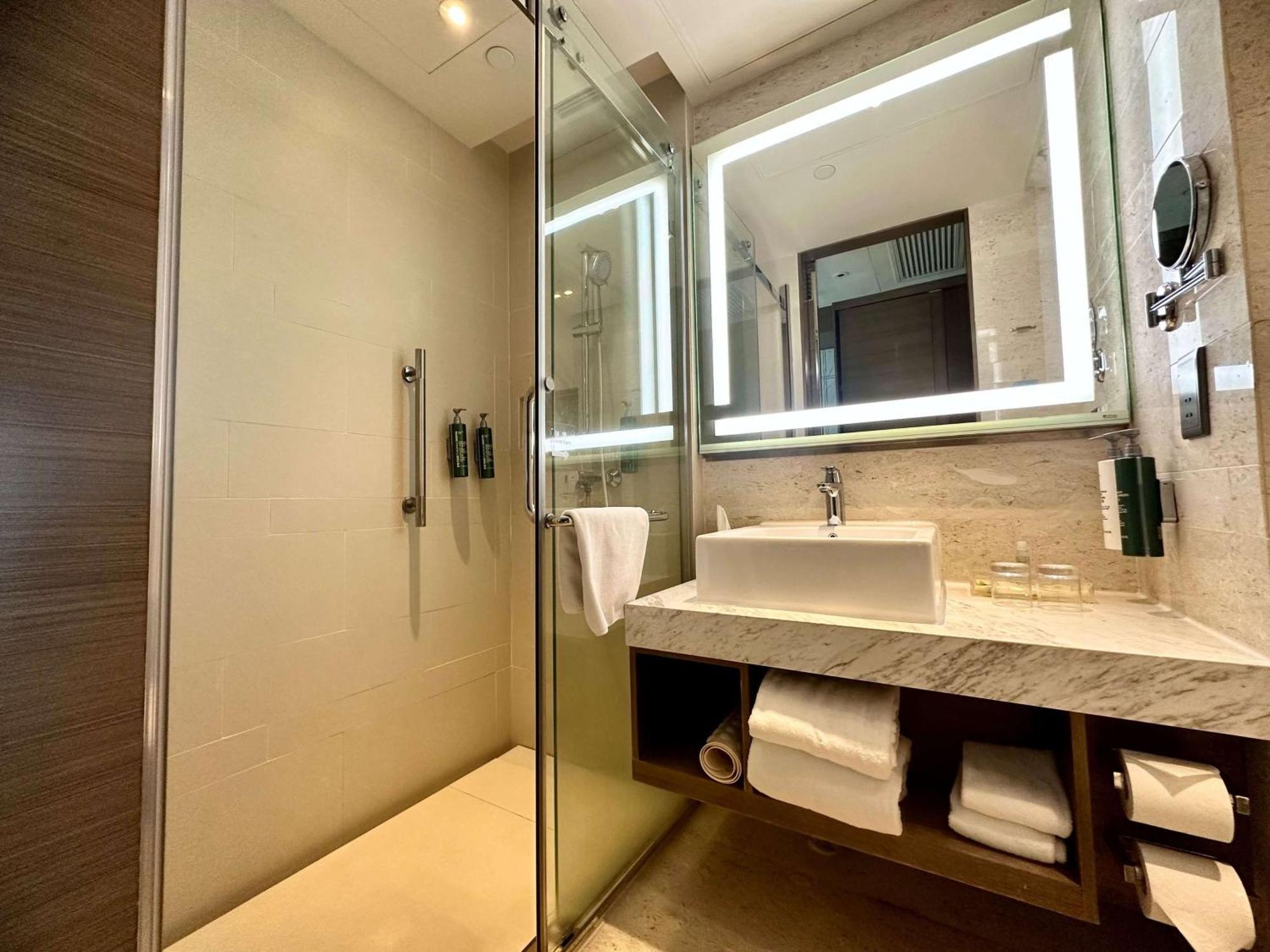 Hilton Garden Inn Hong Kong Mongkok Eksteriør billede